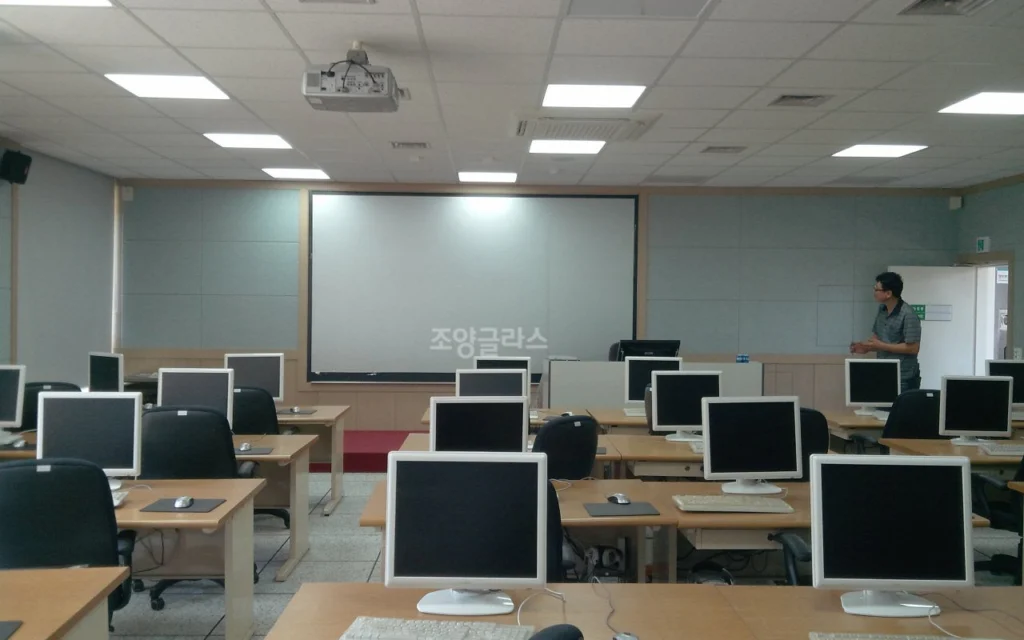 카이스트 스크린유리칠판 시공