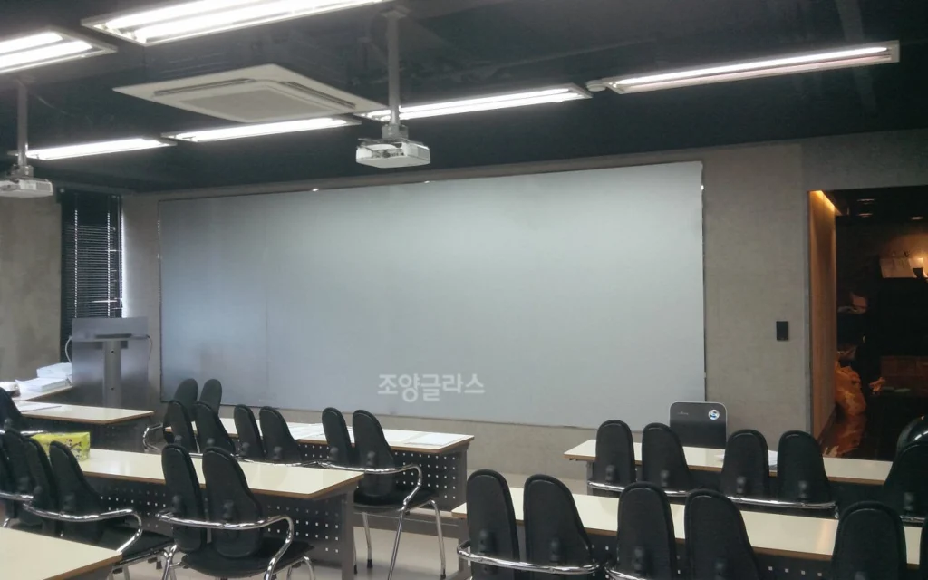 무반사 스크린유리칠판 시공