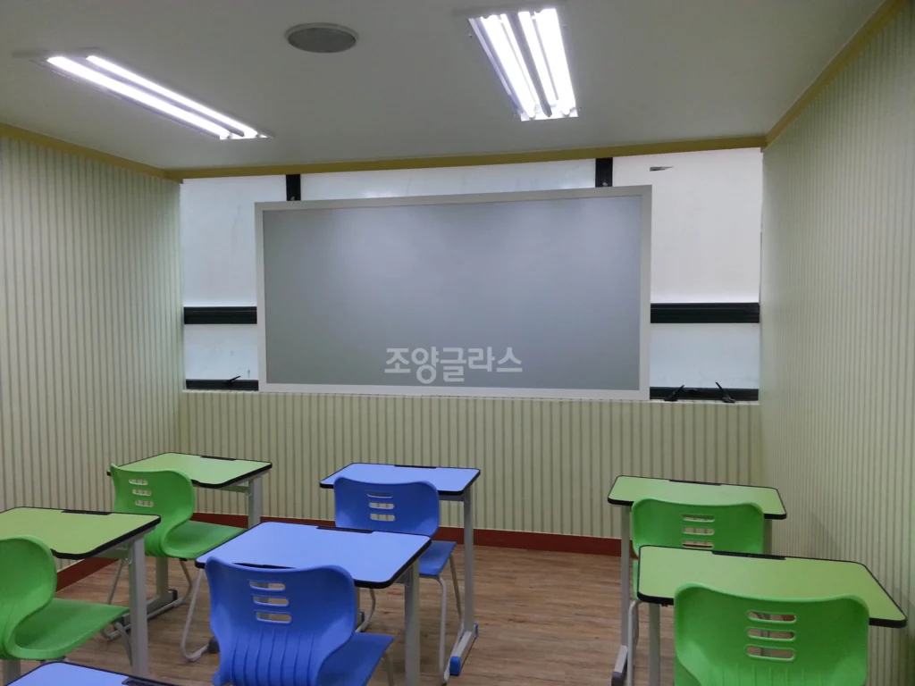 스크린 글라스보드 