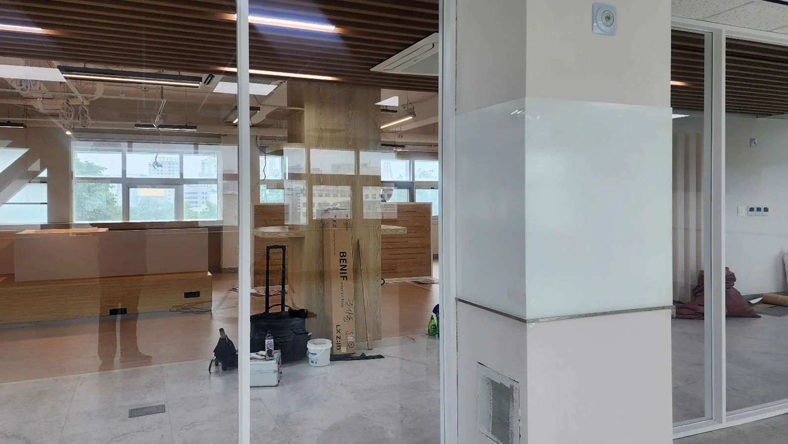 난반사유리칠판(기둥면)