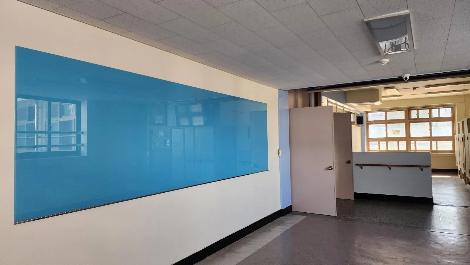 칼라유리게시판 색상:CS-121 하늘색