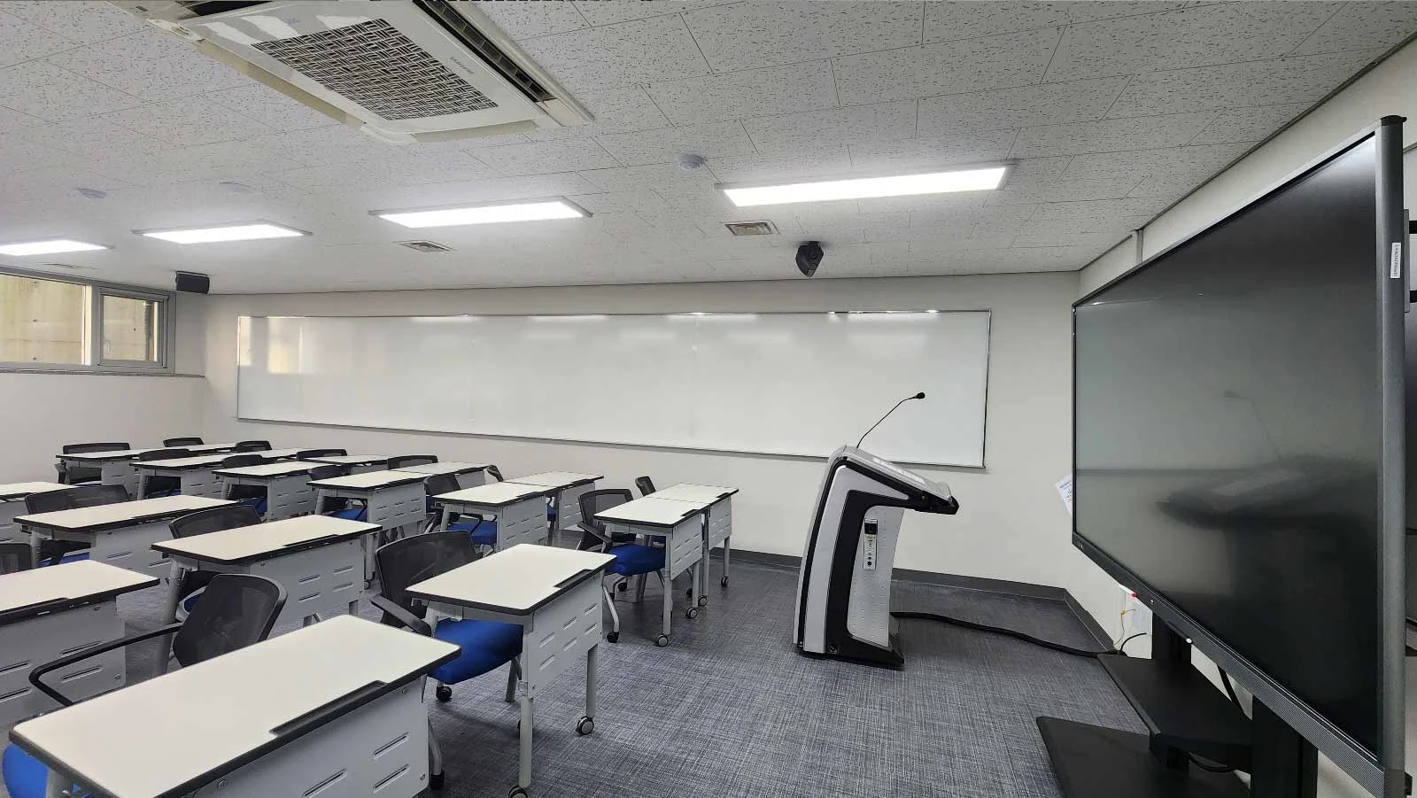 난반사유리칠판 설치 사진