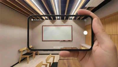 스마트폰 마이크로소프트 렌즈 앱으로 조양글라스 유리칠판을 인식하여 판서 내용을 스캔하는 모습