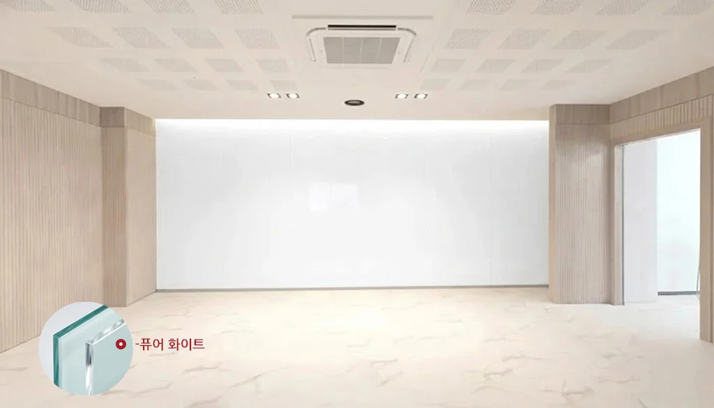 송파구 기업체 회의실에 시공된 조양글라스 백페인트글라스 퓨어화이트 유리칠판 설치 사례